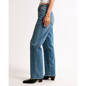 Abercrombie Fitch High Rise Vintage Straight Jeans Size 14 Short 32 Raw Hem